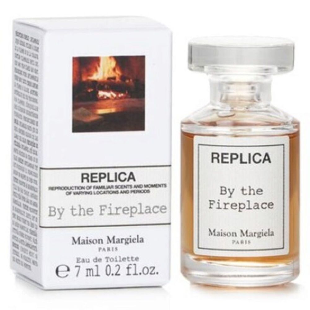 Replica By The Fireplace 7mL
